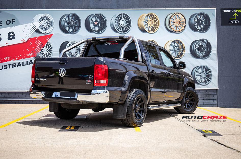 VOLKSWAGEN AMAROK T05 SATIN BLACK